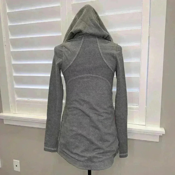 Lululemon Jacket - Picture 4 of 8